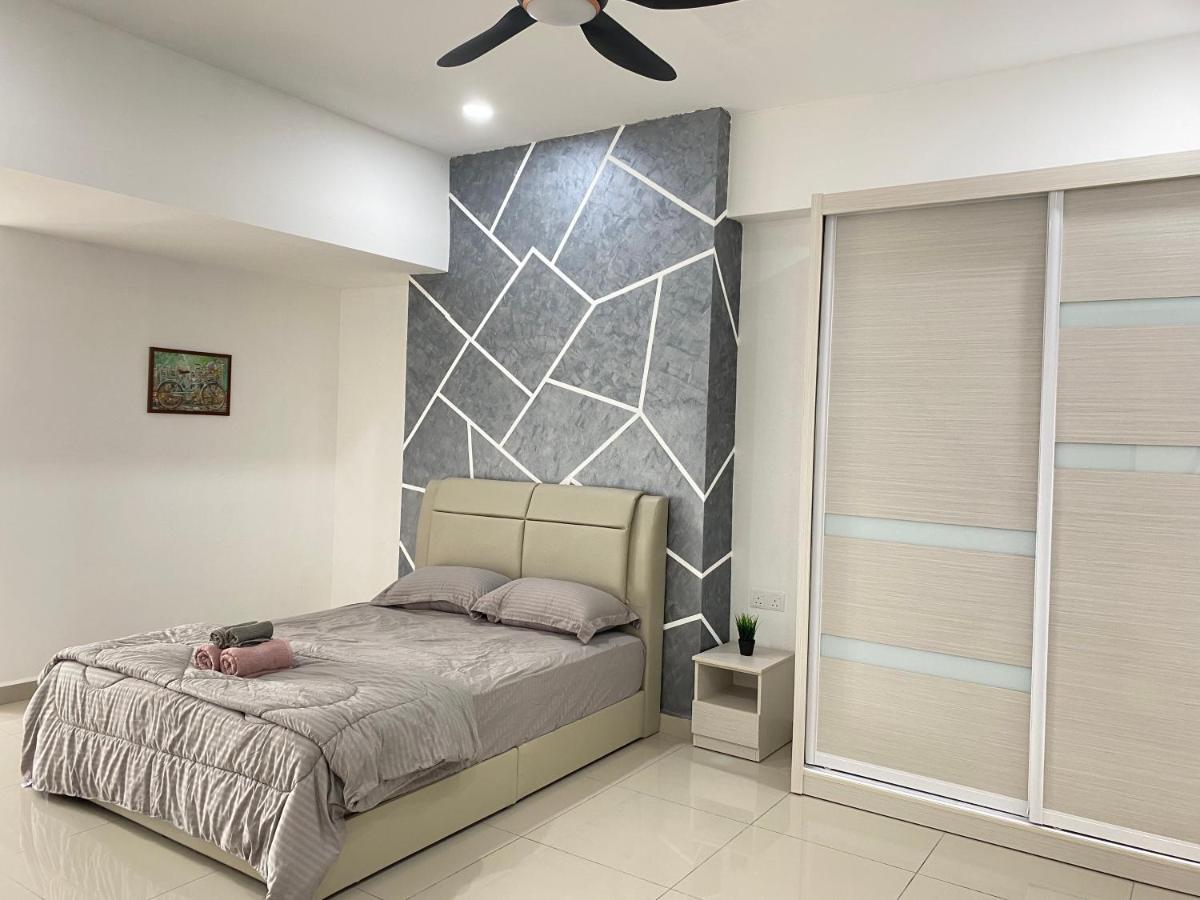 休闲民宿 Leisure Homestay @The Venus Sitiawan Kampong Lumut Kiri Exteriör bild