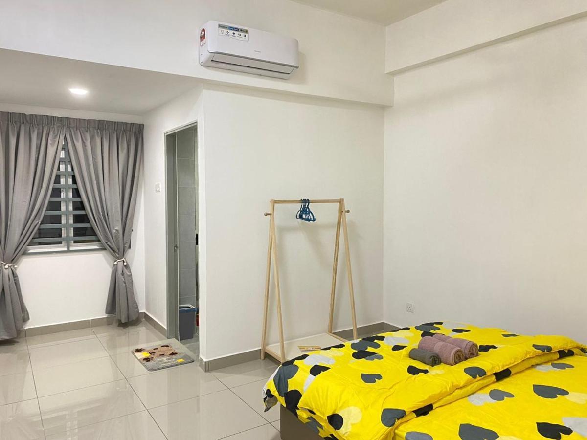 休闲民宿 Leisure Homestay @The Venus Sitiawan Kampong Lumut Kiri Exteriör bild