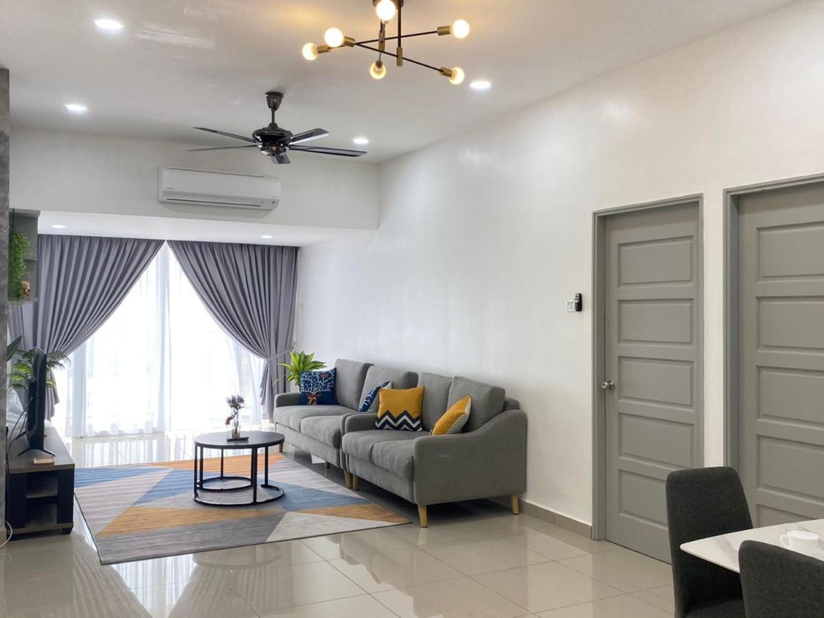休闲民宿 Leisure Homestay @The Venus Sitiawan Kampong Lumut Kiri Exteriör bild
