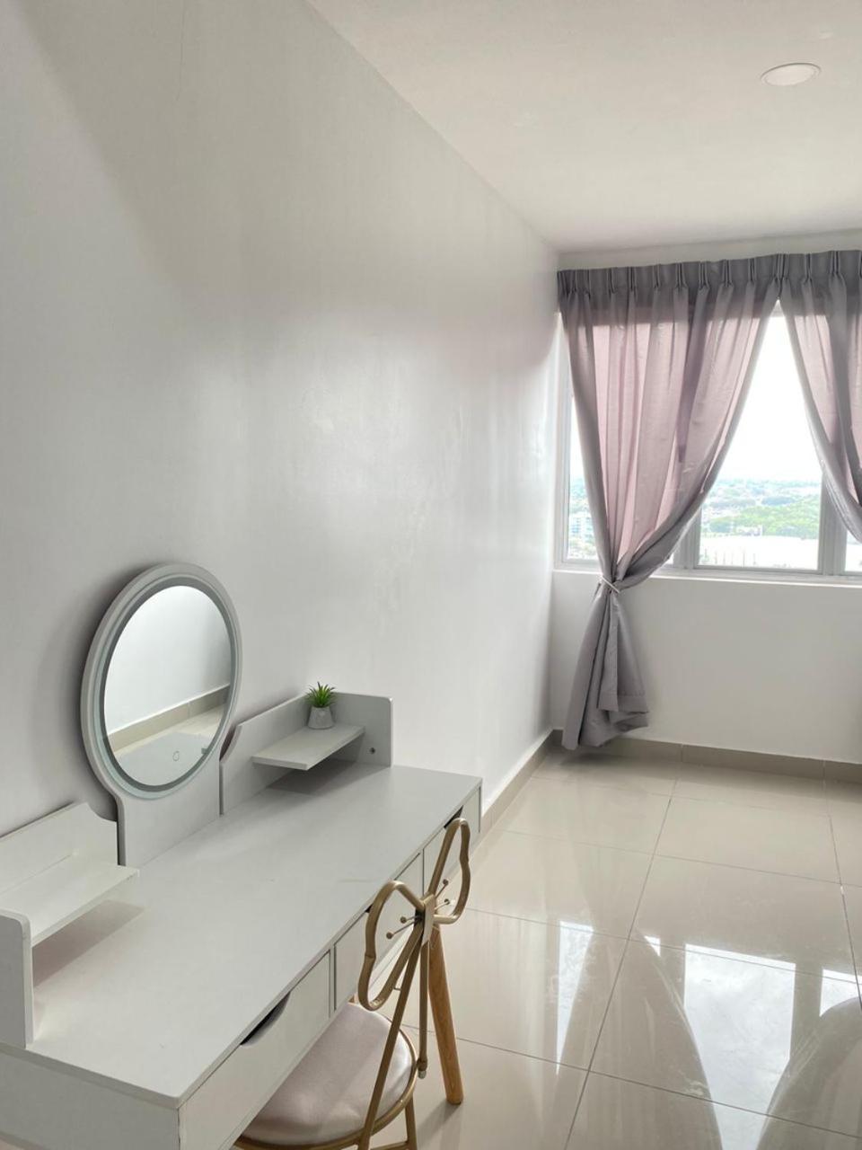 休闲民宿 Leisure Homestay @The Venus Sitiawan Kampong Lumut Kiri Exteriör bild